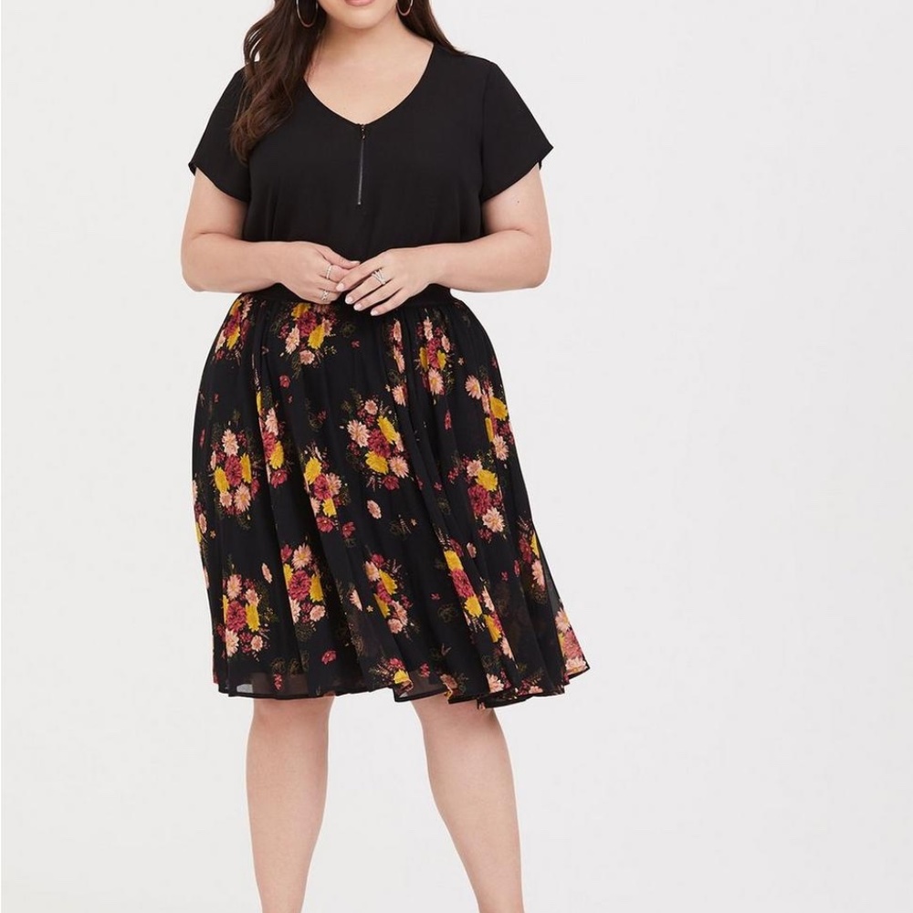 Like New MIDI CHIFFON SKATER SKIRT
